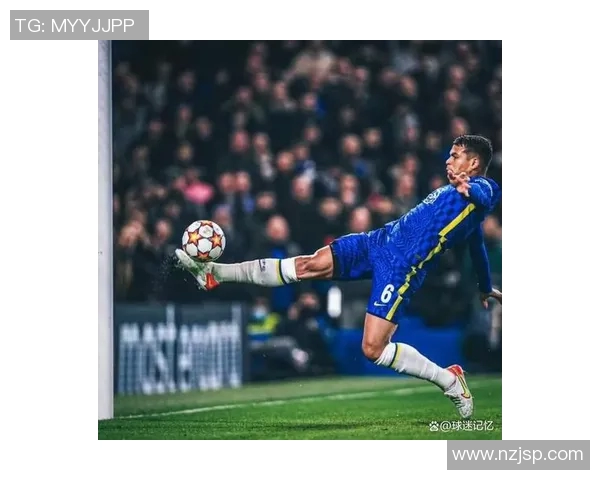 足球帅哥球星赛场落泪瞬间感动无数球迷心灵 足球帅哥球星赛场落泪瞬间感动无数球迷心灵