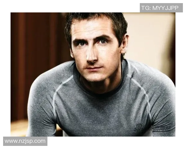 谁是当今足球界的天下第一球星争议与荣耀的背后 谁是当今足球界的天下第一球星争议与荣耀的背后