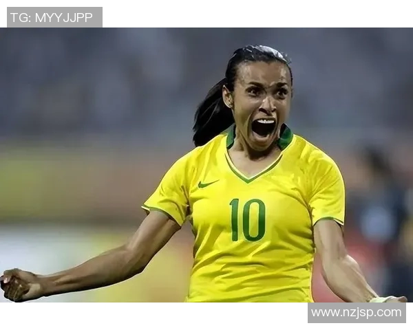 黑白绿茵场上的闪耀之星:足球界传奇球员的辉煌与荣耀 黑白绿茵场上的闪耀之星:足球界传奇球员的辉煌与荣耀